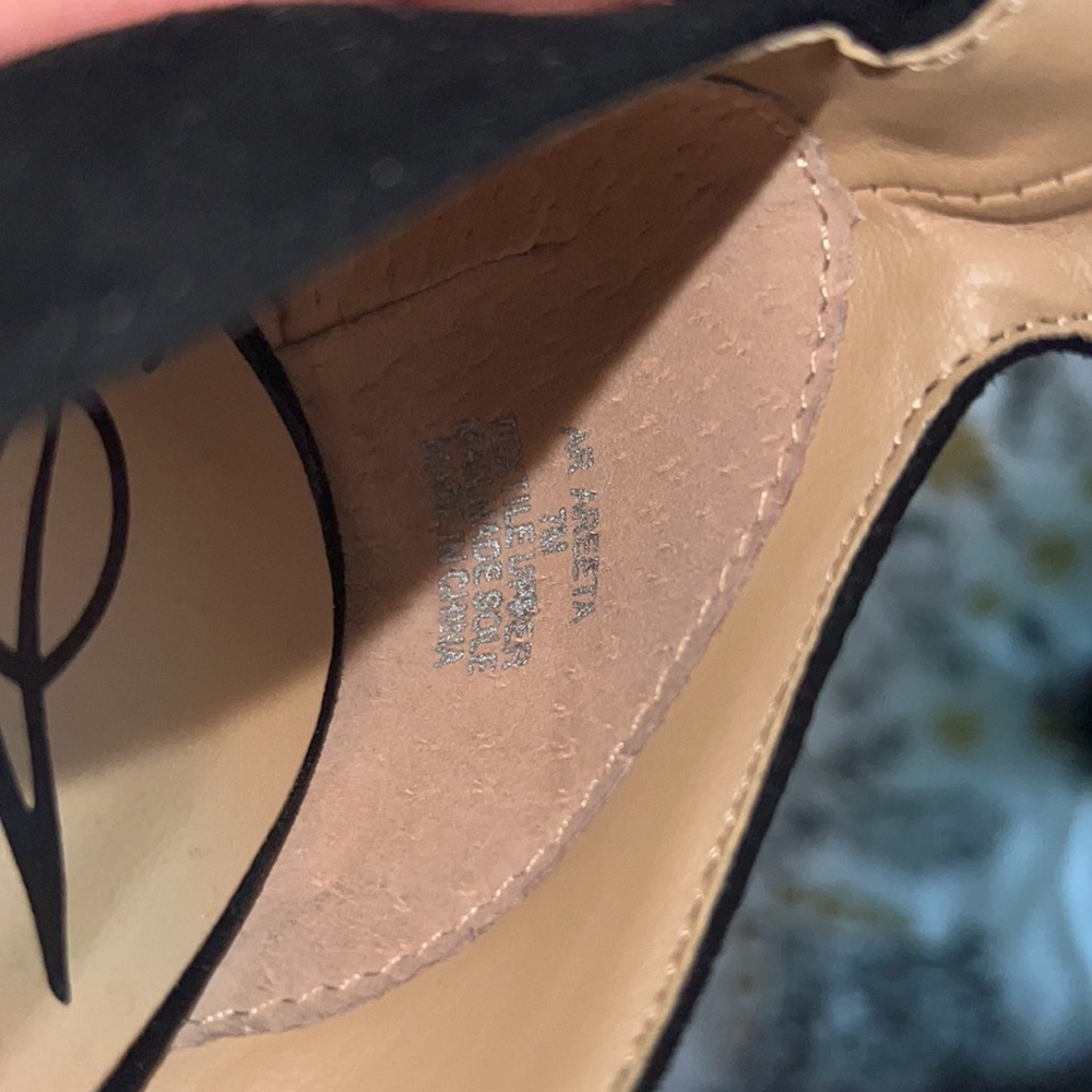 American Rag Heels 👠 - Picture 7 of 7